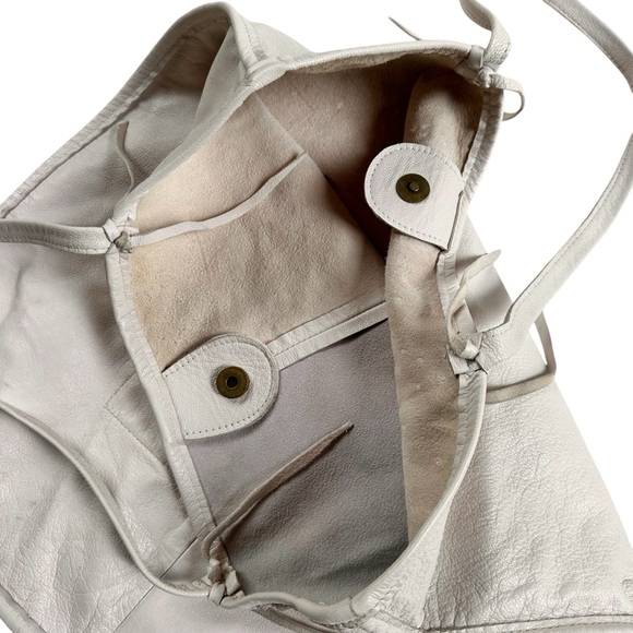 Totem Skull Print Leather Shoulder Bag โ White/Black โ One Size โ GUC - Picture 5 of 8